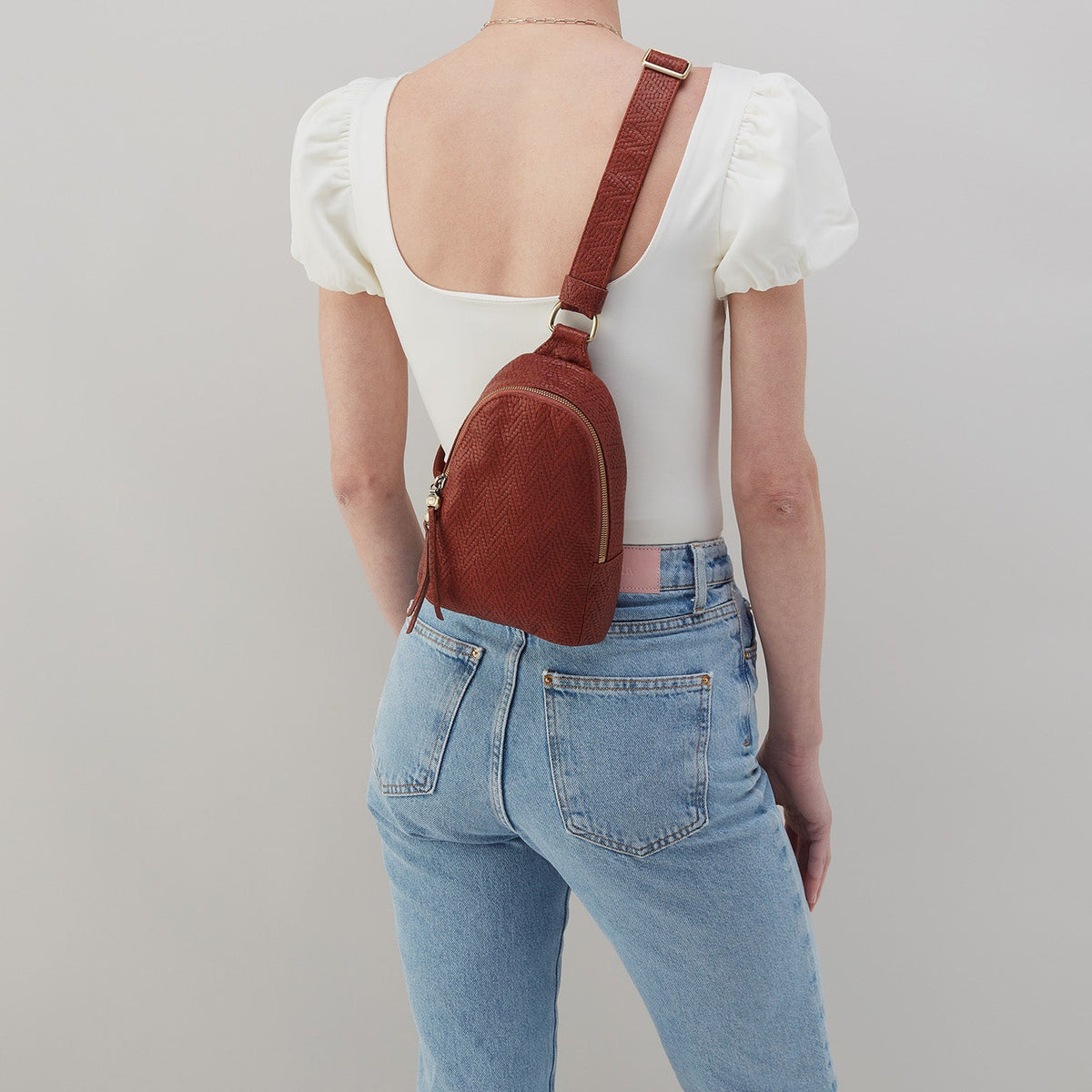 HOBO Fern Sling In Soft Embossed Leather - Tuscan Brown