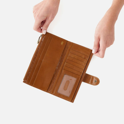 HOBO Dunn Continental Wallet In Polished Leather - Truffle