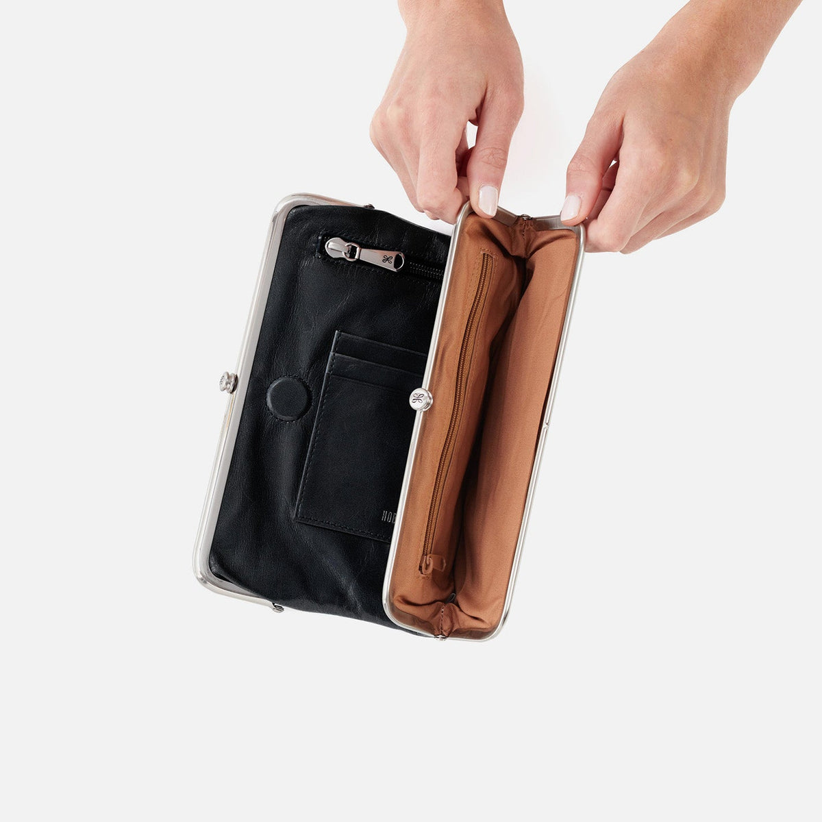 HOBO Lauren Clutch-Wallet In Polished Leather - Black