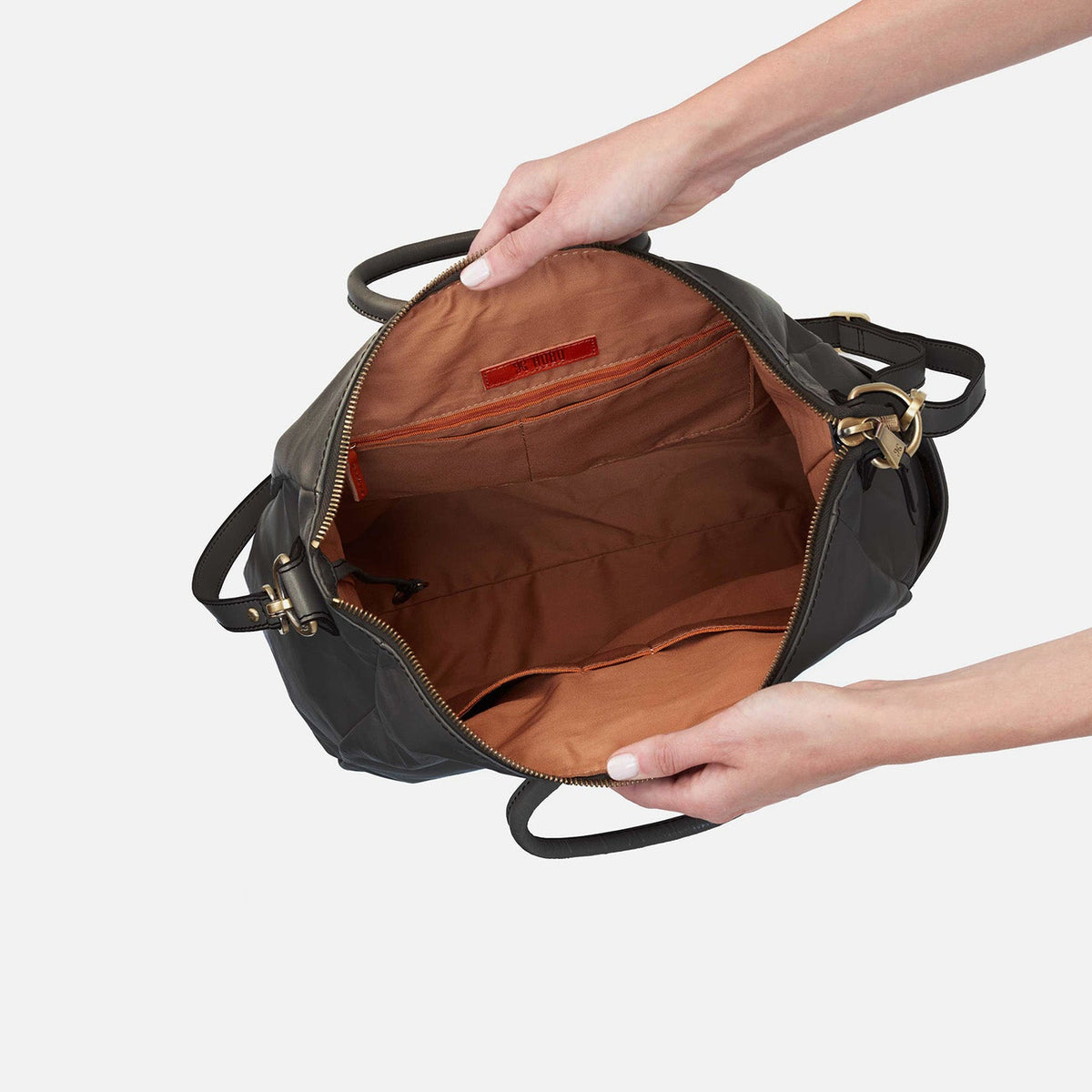 HOBO Sheila Large Satchel In Polished Leather - Black