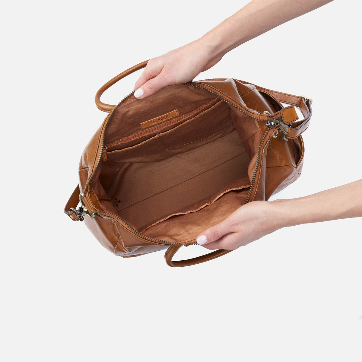 HOBO Sheila Large Satchel in Polished Leather - Truffle