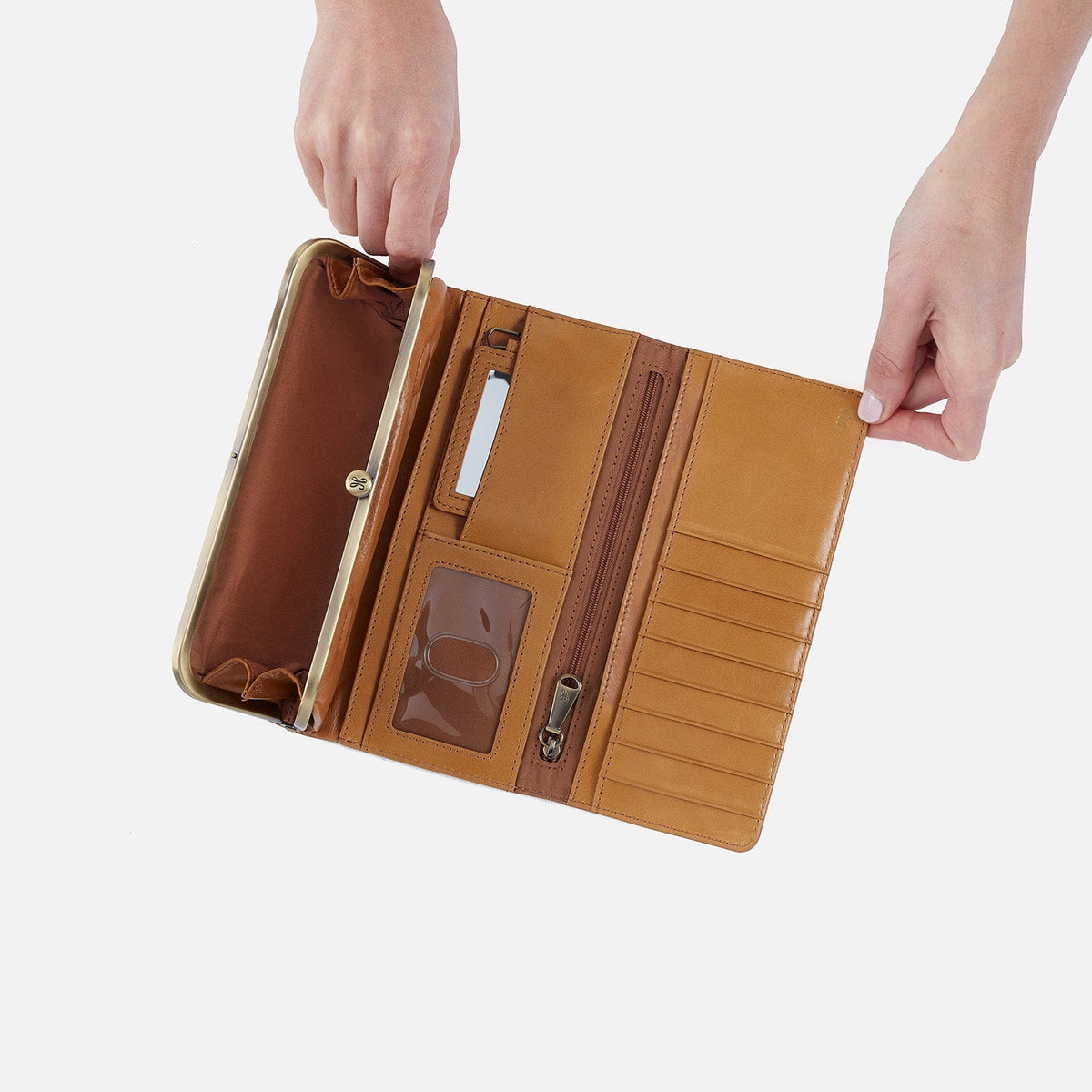 HOBO Rachel Continental Wallet In Polished Leather - Natural