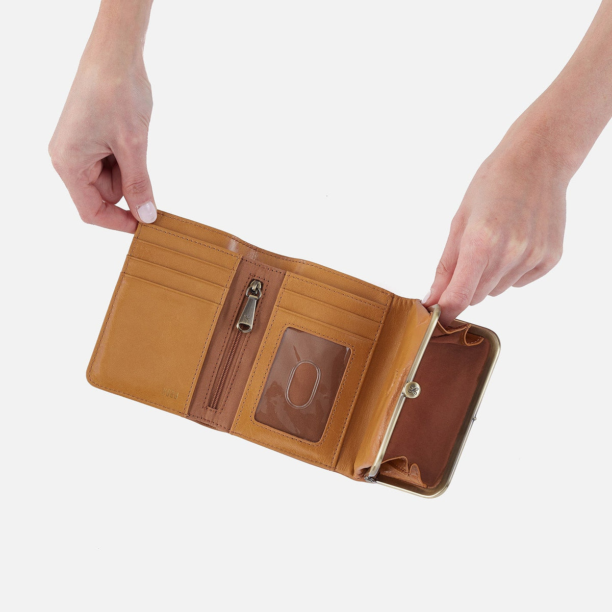 HOBO Robin Compact Wallet In Polished Leather - Natural