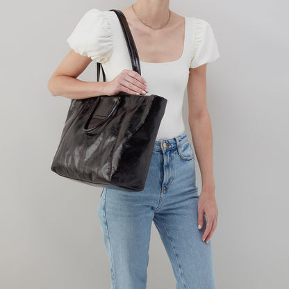 HOBO Sheila East-West Tote In Polished Leather - Black