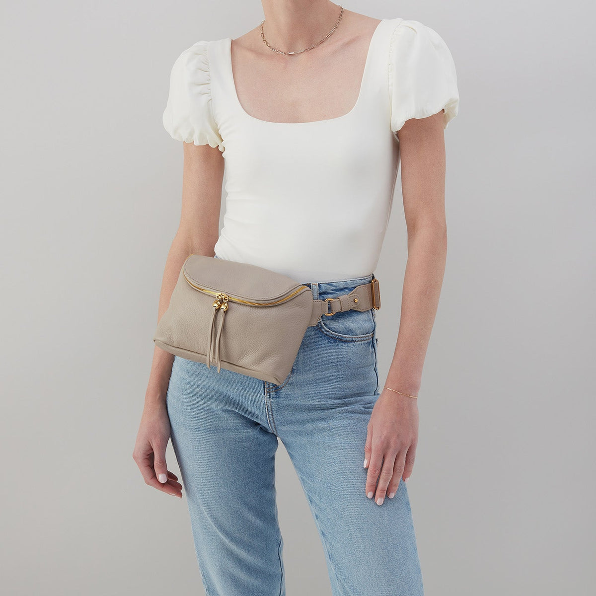 HOBO Fern Large Belt Bag In Pebbled Leather - Taupe