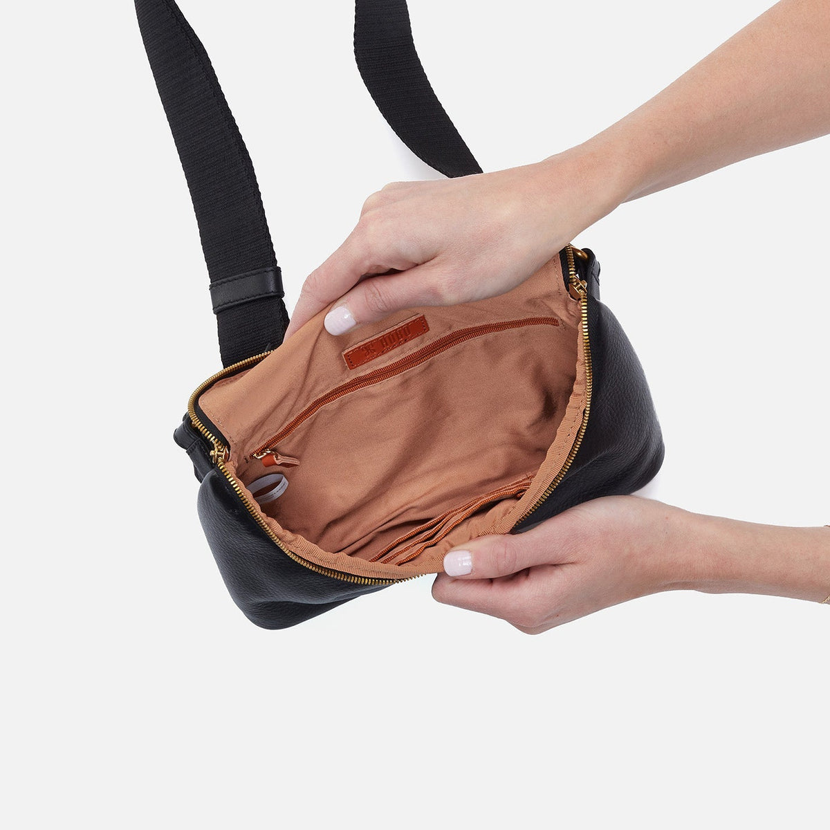 HOBO Fern Large Belt Bag In Pebbled Leather - Black