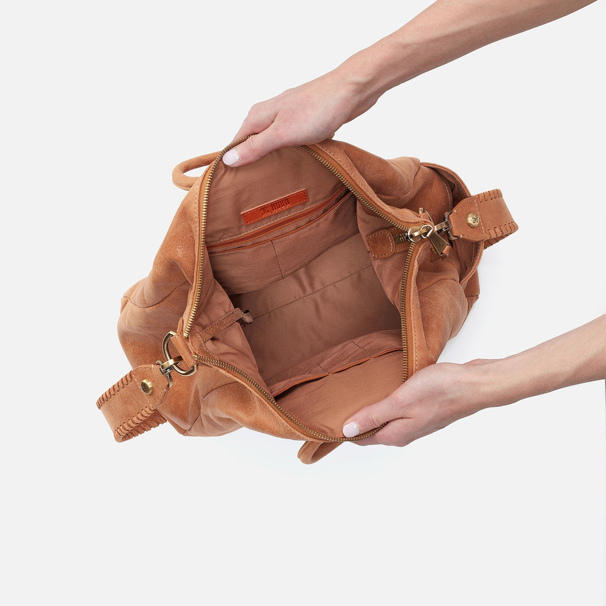HOBO Sheila Large Satchel In Buffed Leather - Whiskey