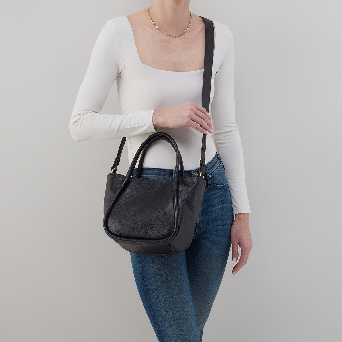 HOBO Margot Satchel In Pebbled Leather - Black