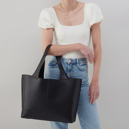 HOBO Vida Large Tote in Micro Pebbled Leather - Black
