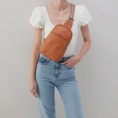HOBO Cass Sling In Pebbled Leather - Butterscotch