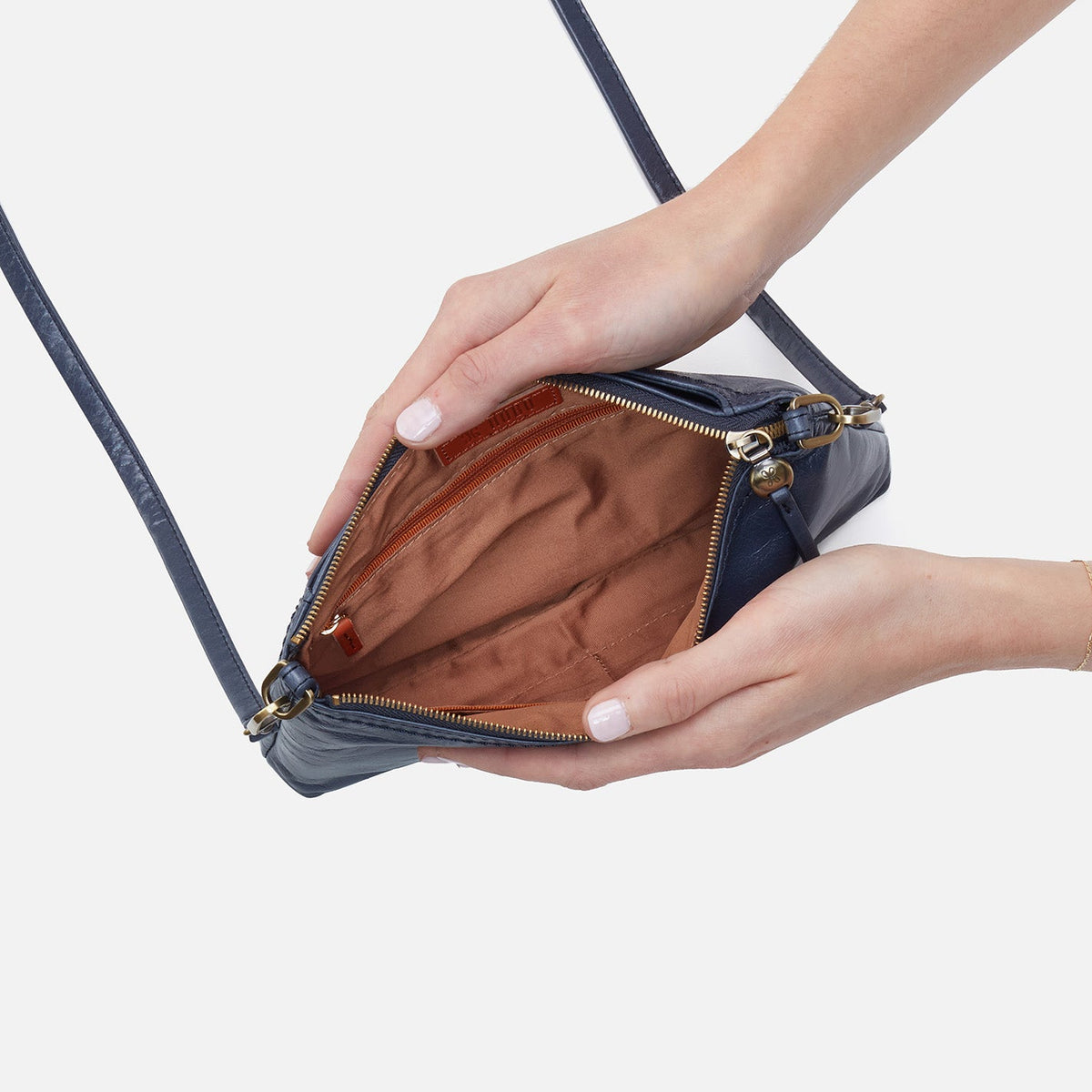 HOBO Darcy Crossbody In Polished Leather - Blue Stone