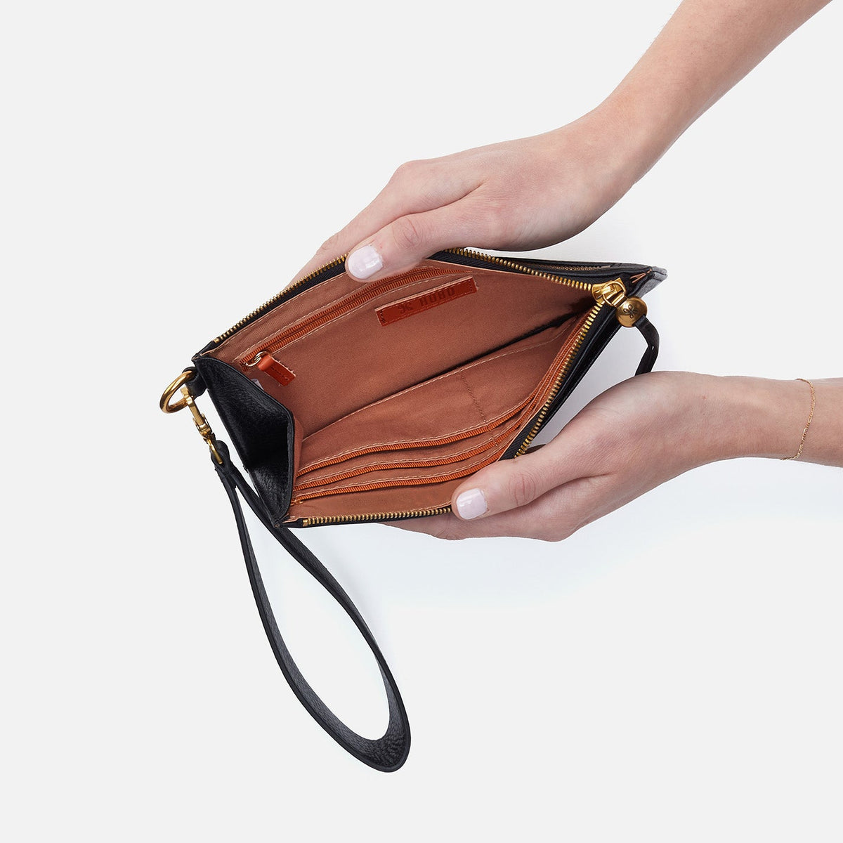 HOBO Hart Wristlet In Pebbled Leather - Black