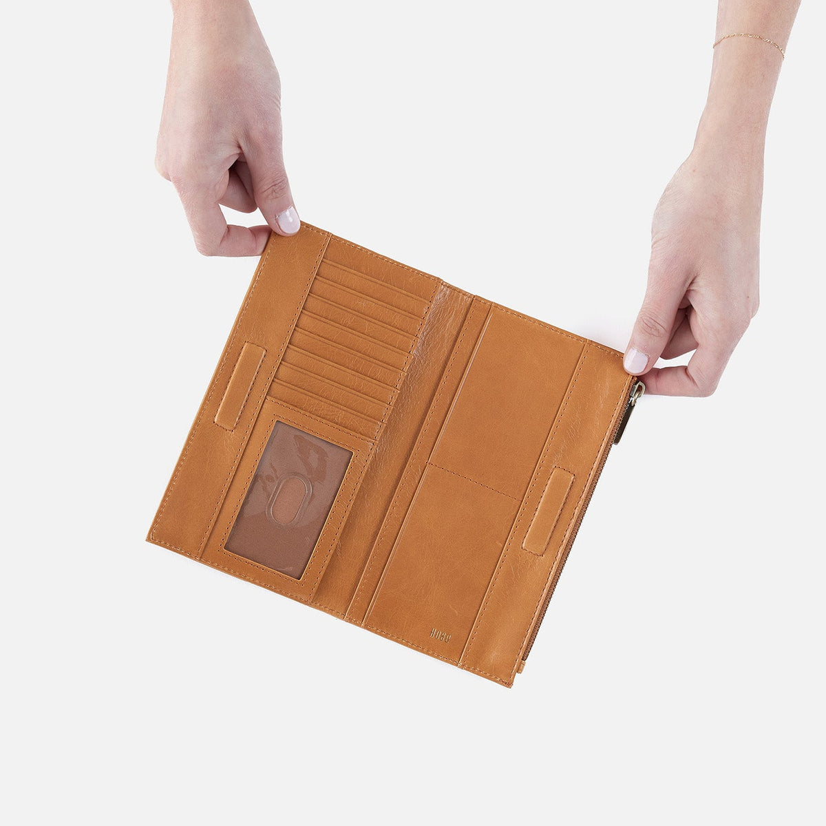 HOBO Jill Large Bifold Wallet In Polished Leather - Natural