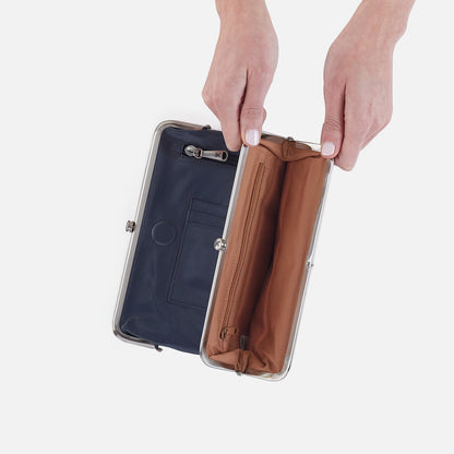 HOBO Lauren Clutch-Wallet In Polished Leather - Blue Stone