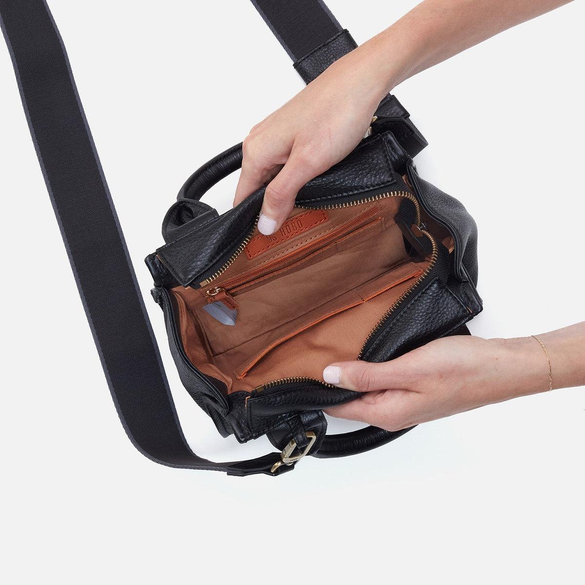 HOBO Cass Small Tote In Pebbled Leather - Black