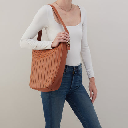 HOBO Catalina Hobo In Smooth Leather - Burnished Caramel