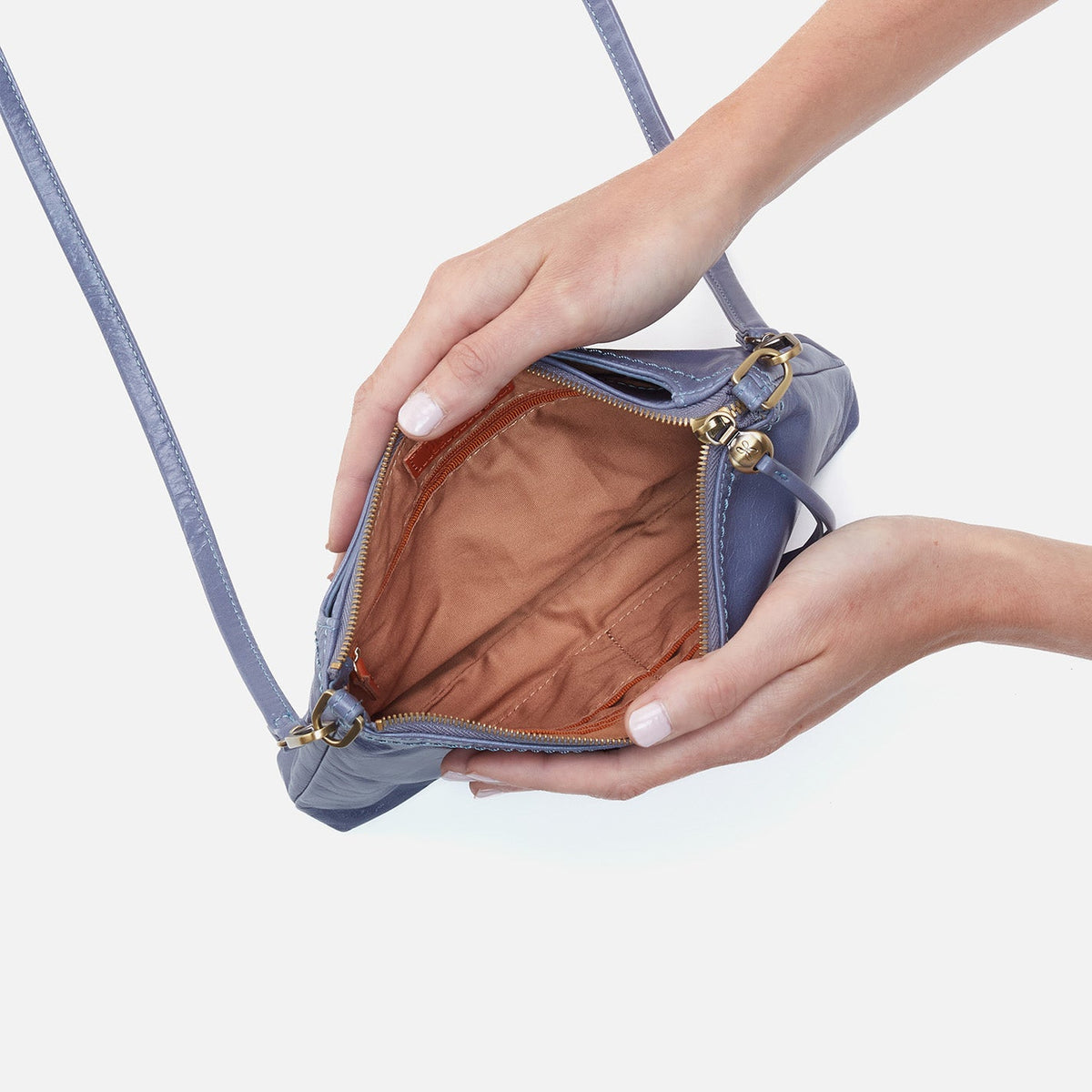 HOBO Darcy Crossbody In Polished Leather - Sky Blue