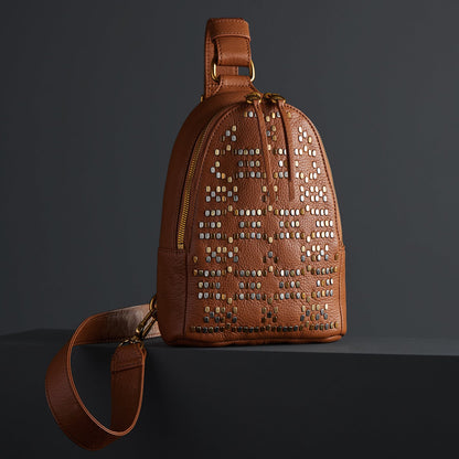 HOBO Fern Sling In Pebbled Leather - Warm Honey Pixel Studded