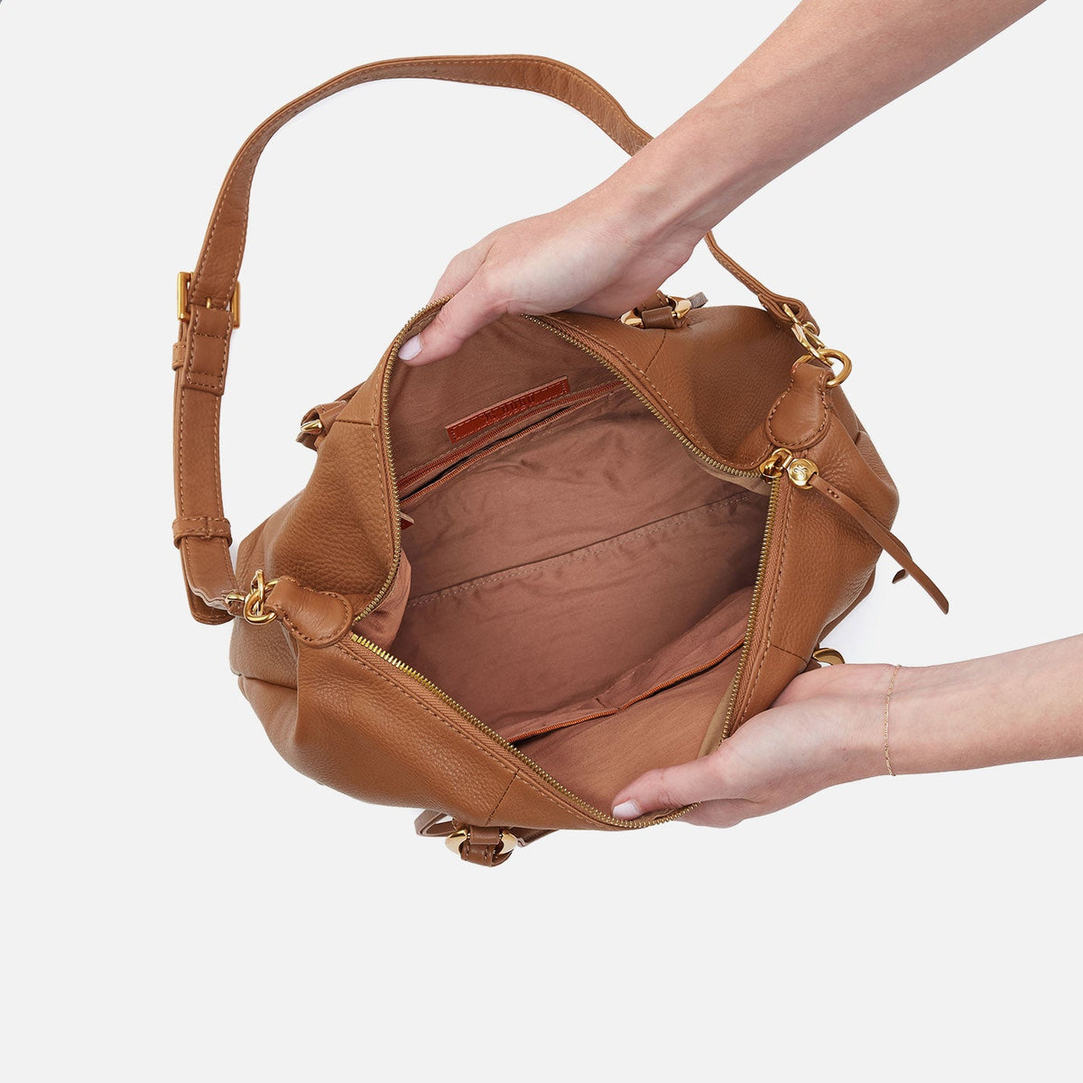HOBO Harley Satchel In Pebbled Leather - Warm Honey