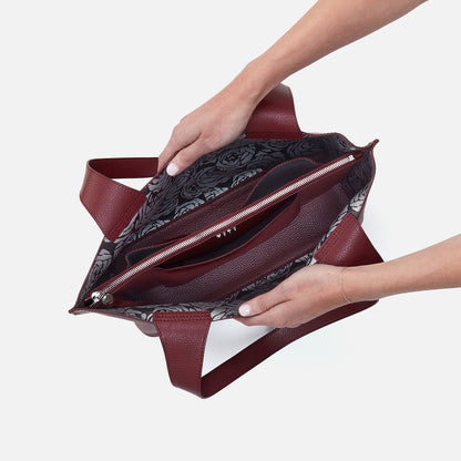 HOBO Vida Tote In Micro Pebbled Leather - Port