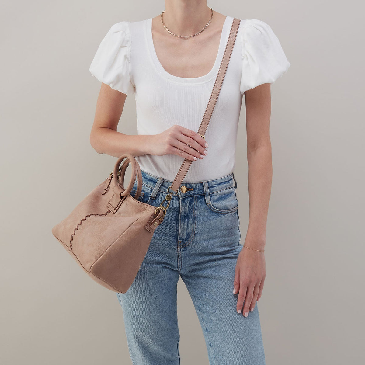 HOBO Sheila Medium Satchel In Buffed Leather - Hazel