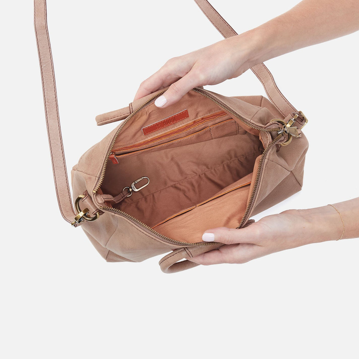 HOBO Sheila Medium Satchel In Buffed Leather - Hazel
