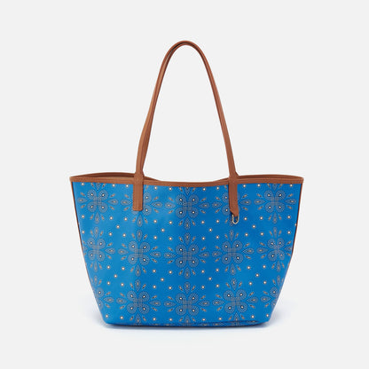 HOBO All That Tote In Coated Canvas - Blue Journey Bandana