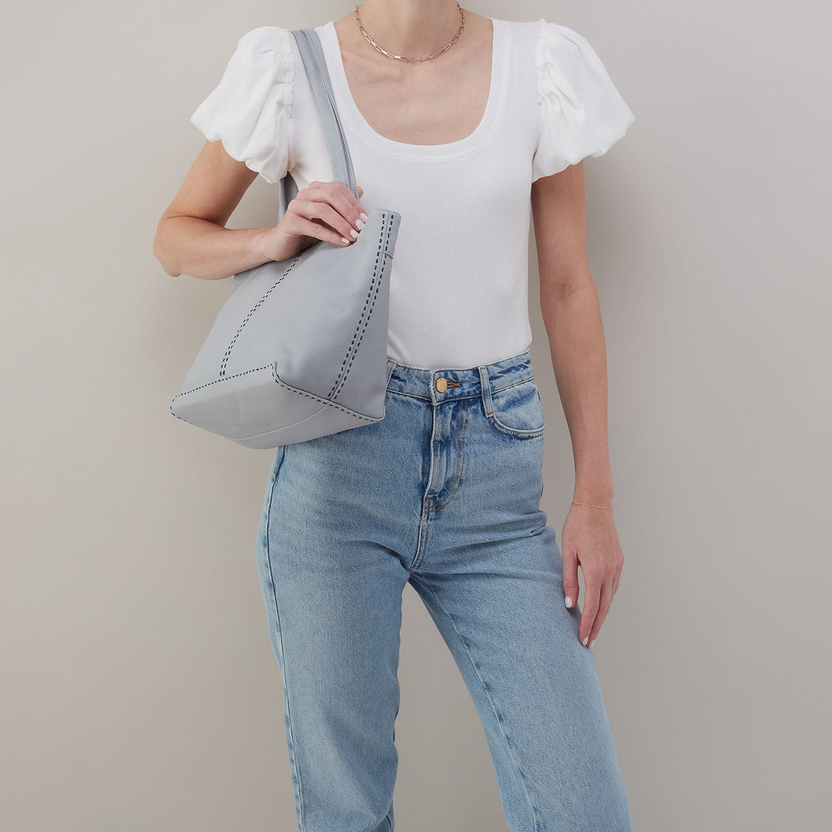 HOBO Austin Tote In Pebbled Leather - Blue Pearl