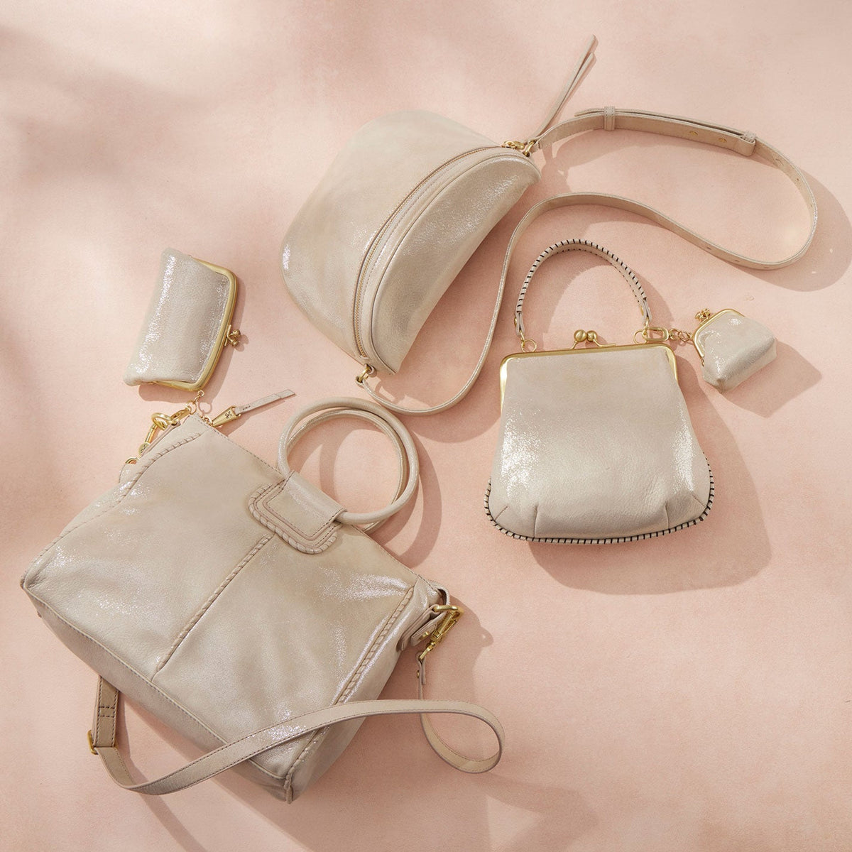 HOBO Cheer Frame Pouch In Metallic Leather - Sand Shimmer