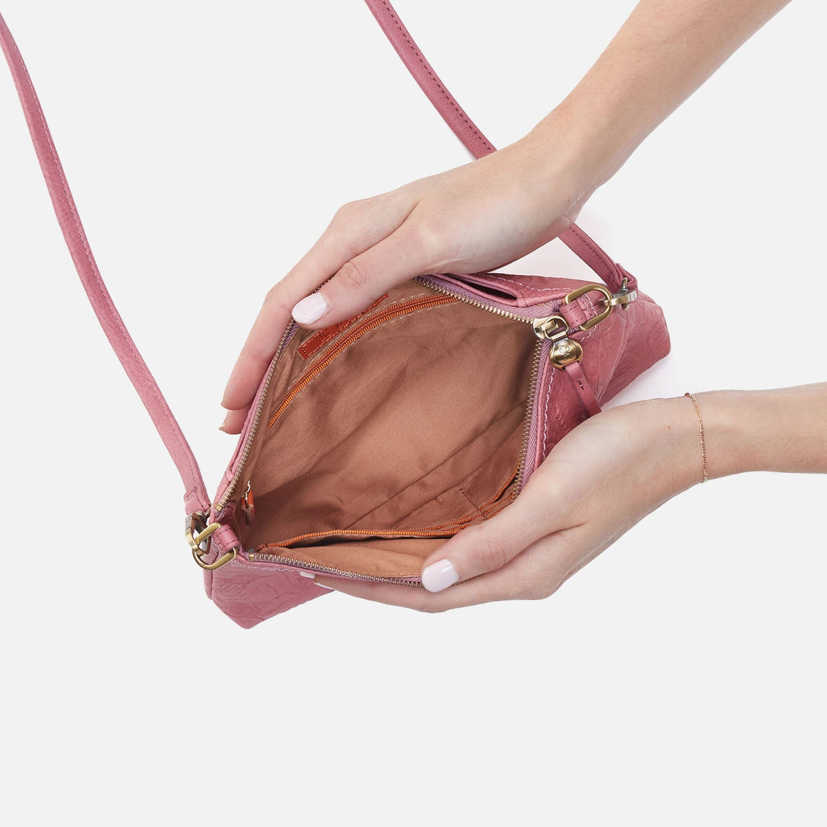 HOBO Darcy Crossbody In Tooled Embossed Leather - Mauve Tooled Emboss
