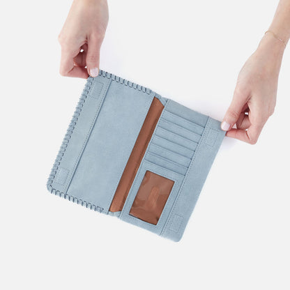 HOBO Foray Large Wallet In Buffed Leather - Sky