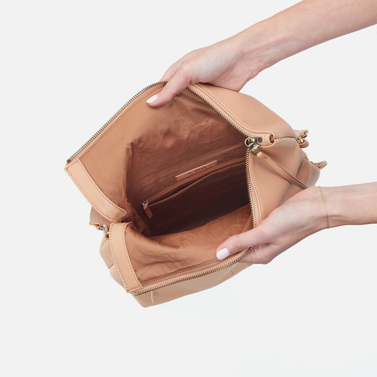 HOBO Grant Backpack In Pebbled Leather - Porcini