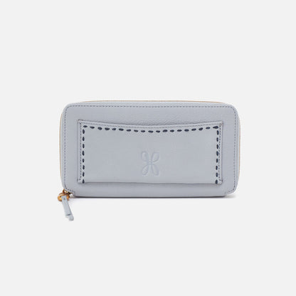 HOBO Hart Large Wallet In Pebbled Leather - Blue Pearl