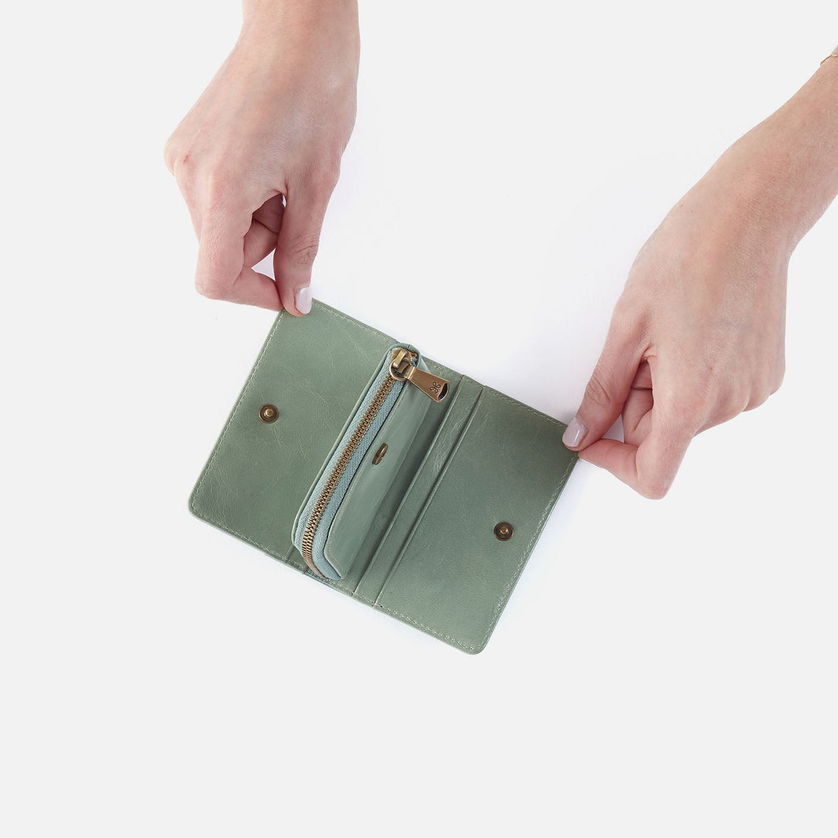 HOBO Jill Card Case In Polished Leather - Jade