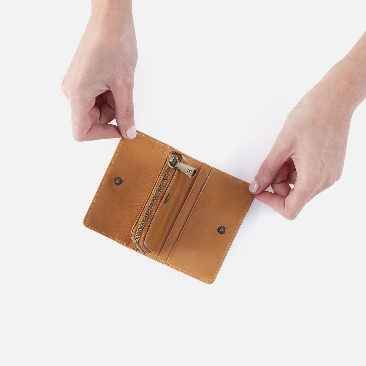 HOBO Jill Card Case In Polished Leather - Natural