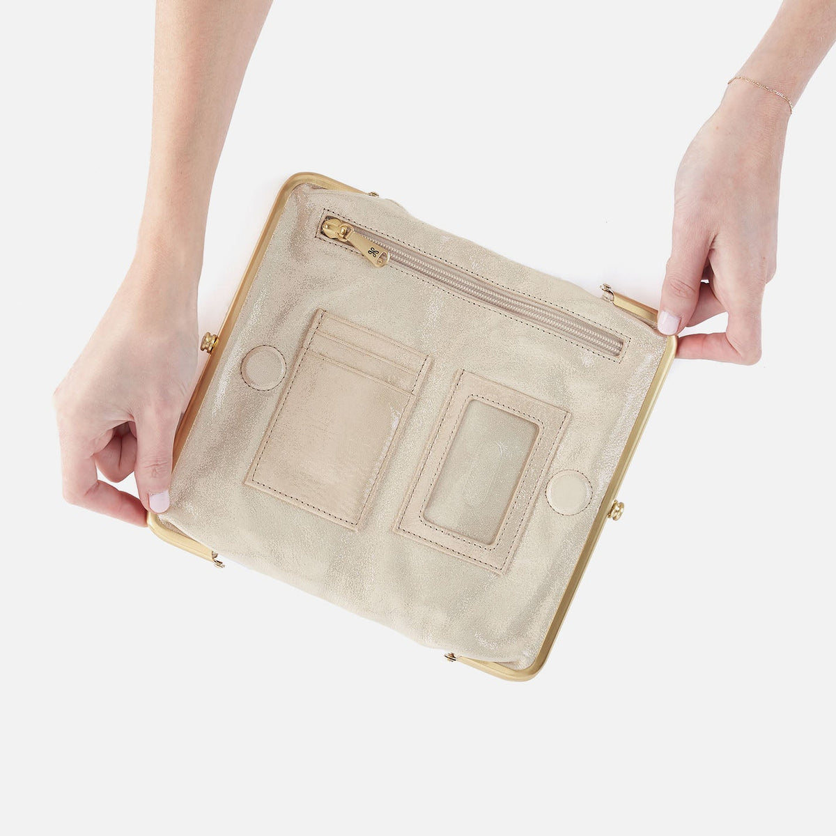 HOBO Lauren Clutch-Wallet In Metallic Leather - Sand Shimmer