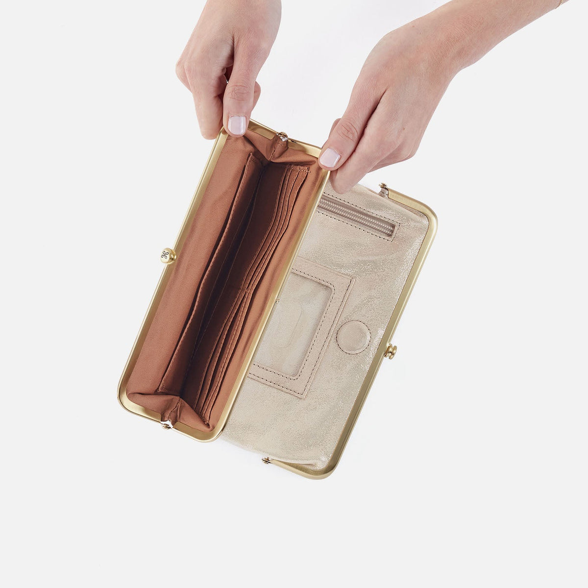 HOBO Lauren Clutch-Wallet In Metallic Leather - Sand Shimmer