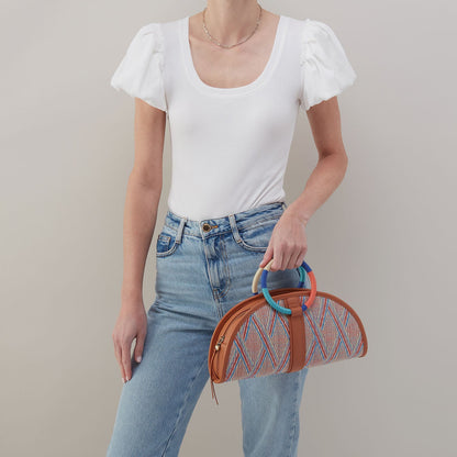 HOBO Luna Clutch In Multi Weave With Leather Trim - Sunset Raffia