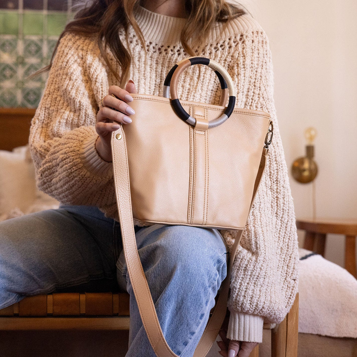 HOBO Luna Small Tote In Pebbled Leather - Porcini