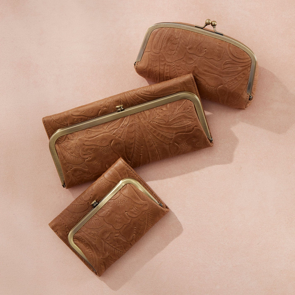 HOBO Rachel Continental Wallet In Tooled Embossed Leather - Saddle Tooled Emboss