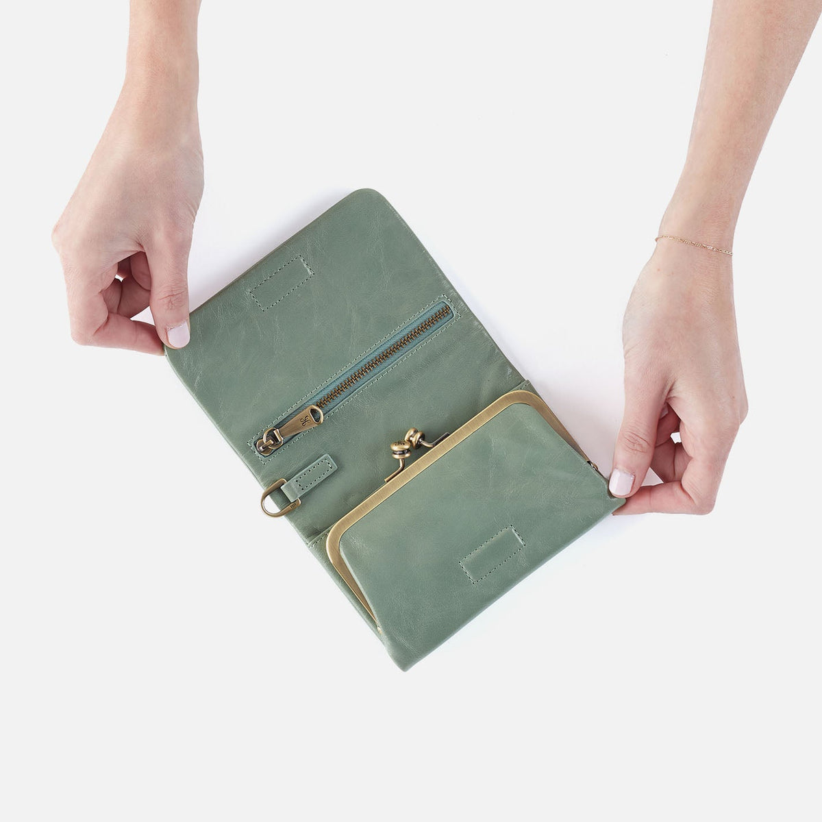 HOBO Ross Bead Wristlet In Polished Leather - Jade