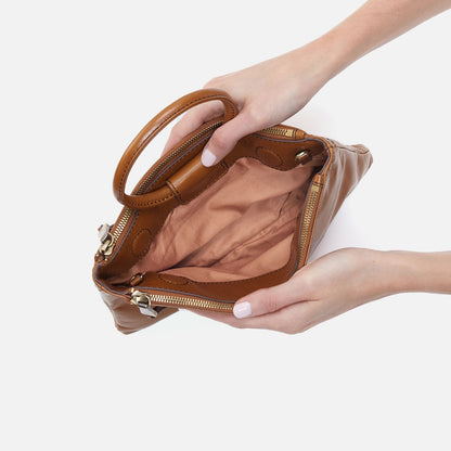 HOBO Sable Crossbody In Polished Leather - Truffle