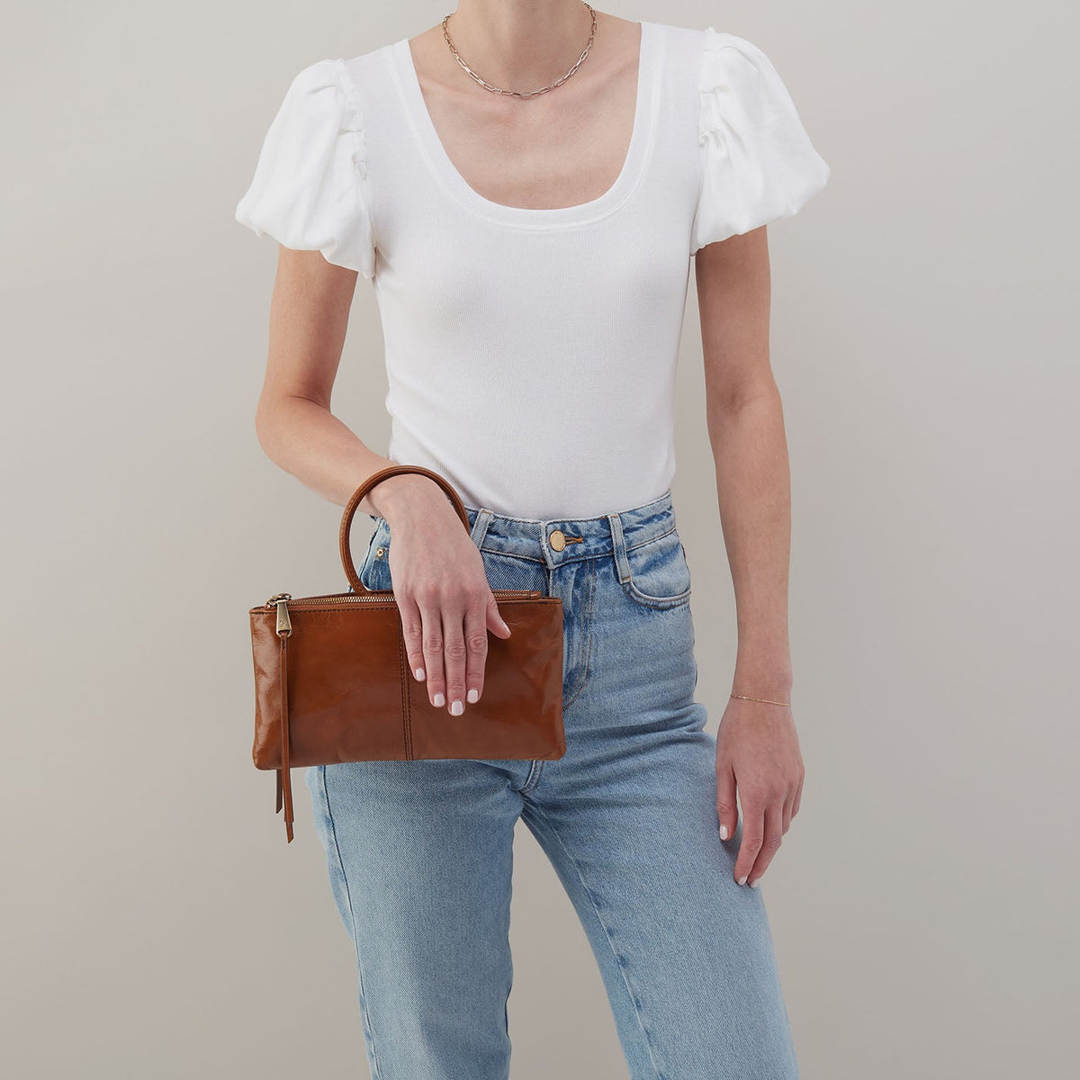 HOBO Sable Crossbody In Polished Leather - Truffle