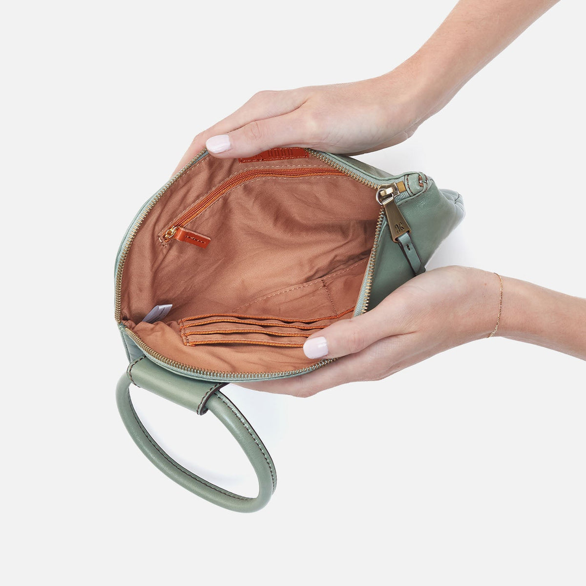HOBO Sable Wristlet In Polished Leather - Jade