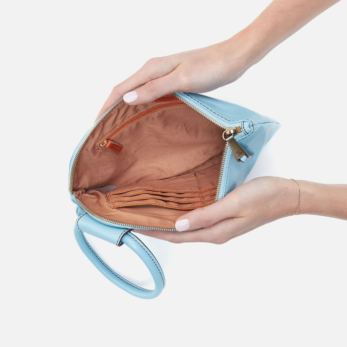 HOBO Sable Wristlet In Polished Leather - Stratosphere