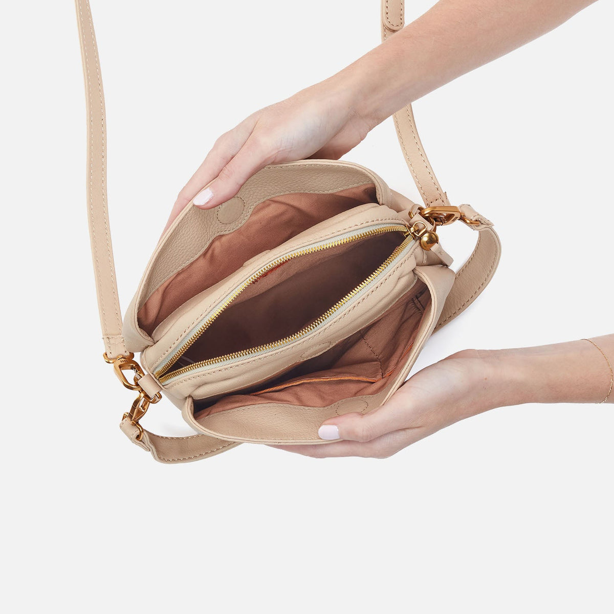 HOBO Starr Convertible Shoulder Bag in Pebbled Leather - Linen
