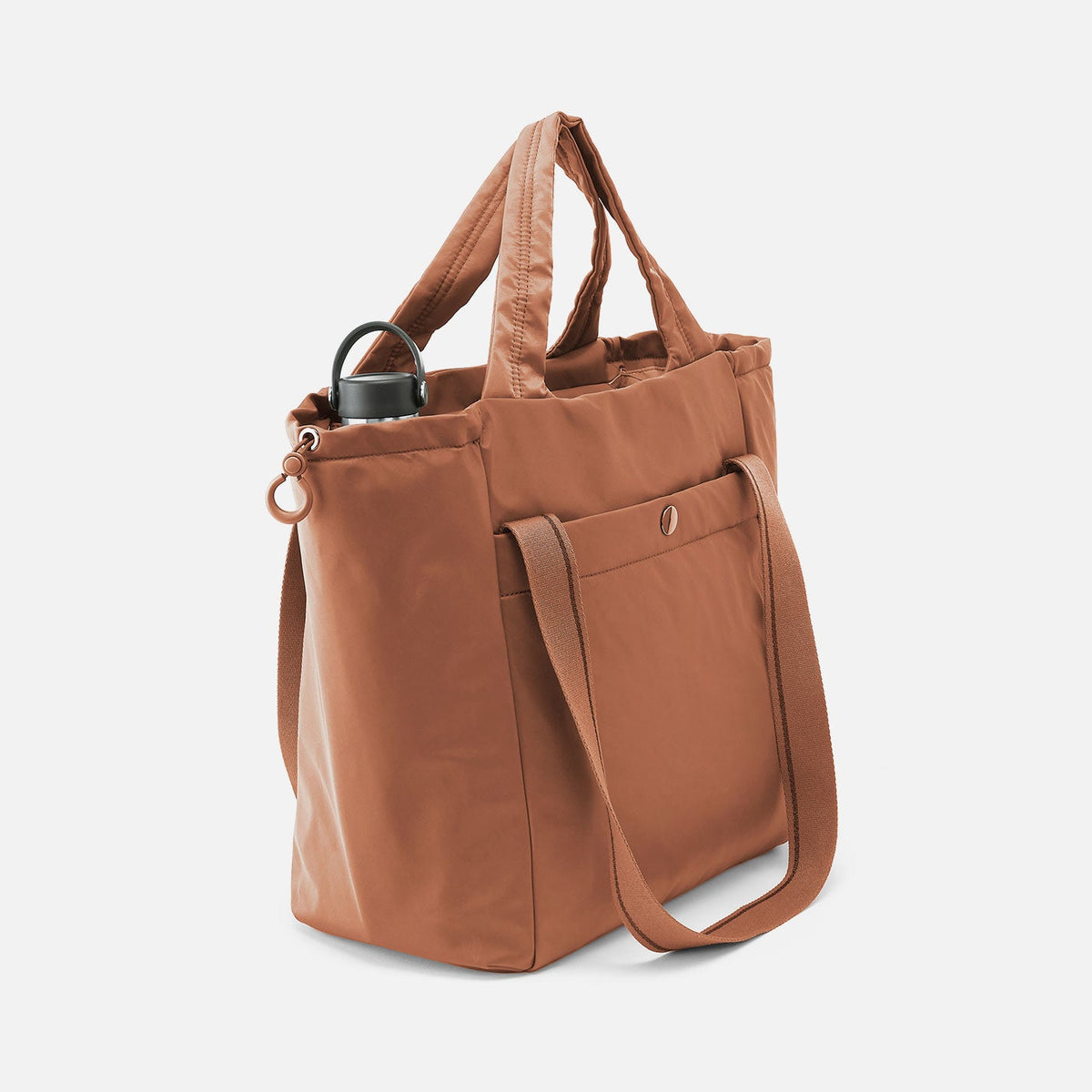 HOBO PLACES TO GO Tote in CaRefiber recycled nylon - Dune
