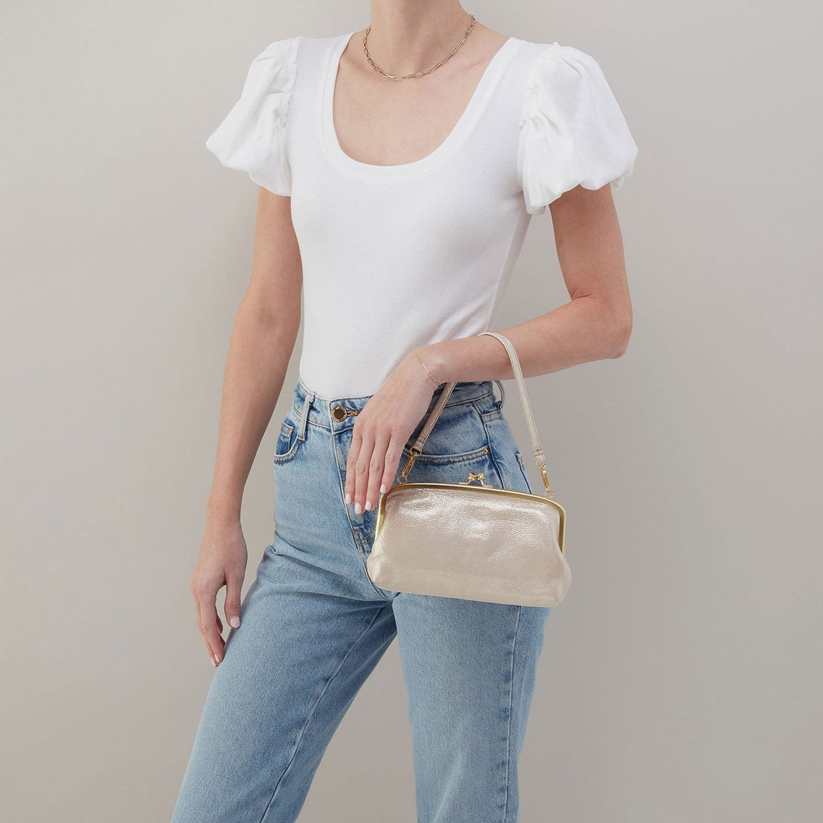 HOBO Cora Wallet Crossbody In Metallic Leather - Sand Shimmer