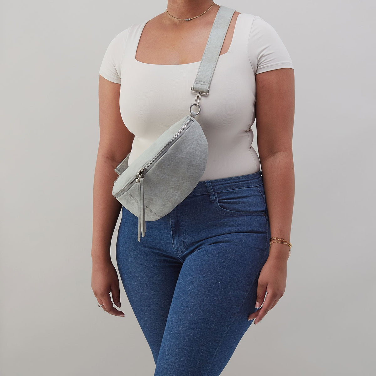 HOBO Hunter Medium Belt Bag In Buffed Leather - Misty Harbor
