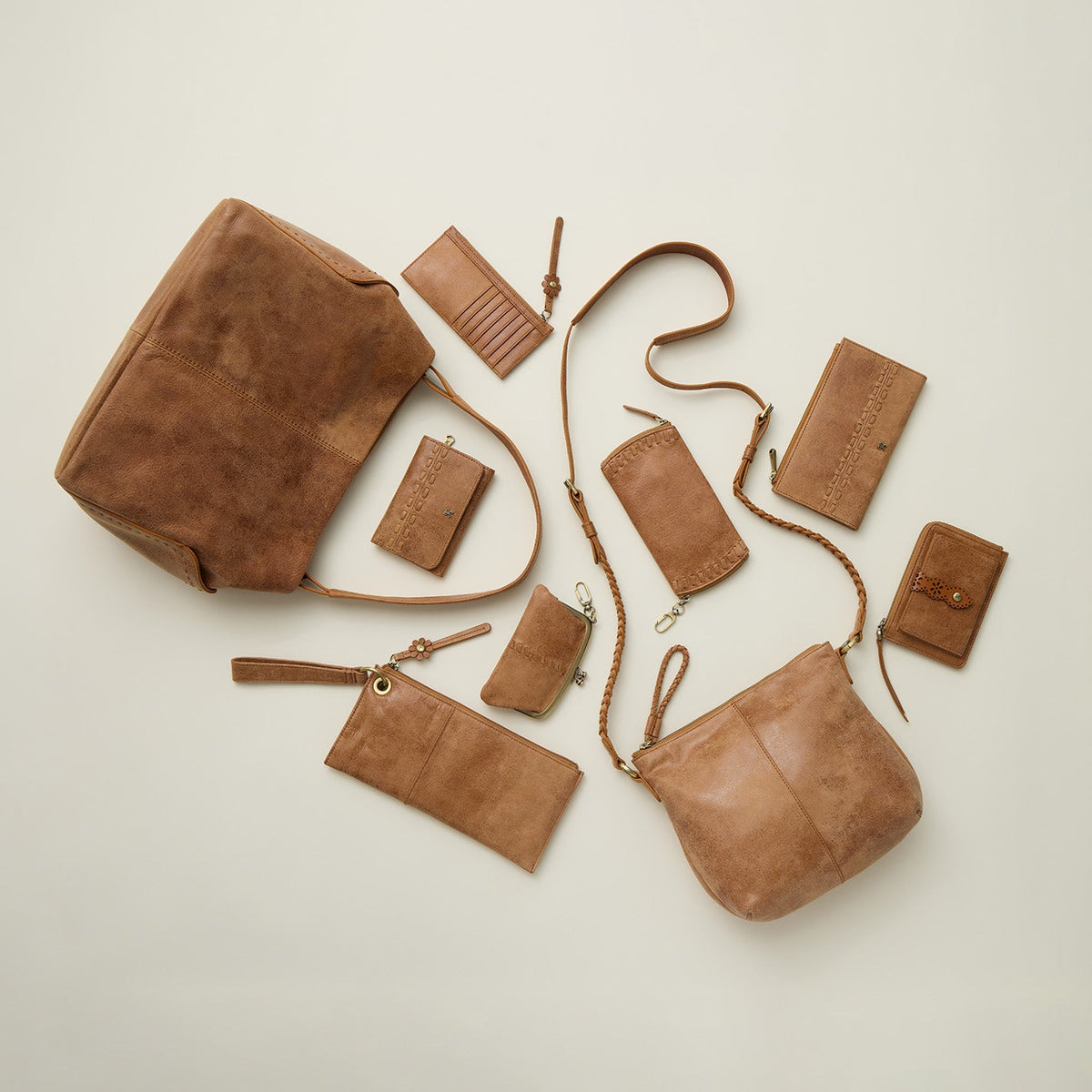 HOBO Lasso Medium Crossbody In Buffed Leather - Whiskey